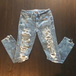 American eagle Distressed jeans
